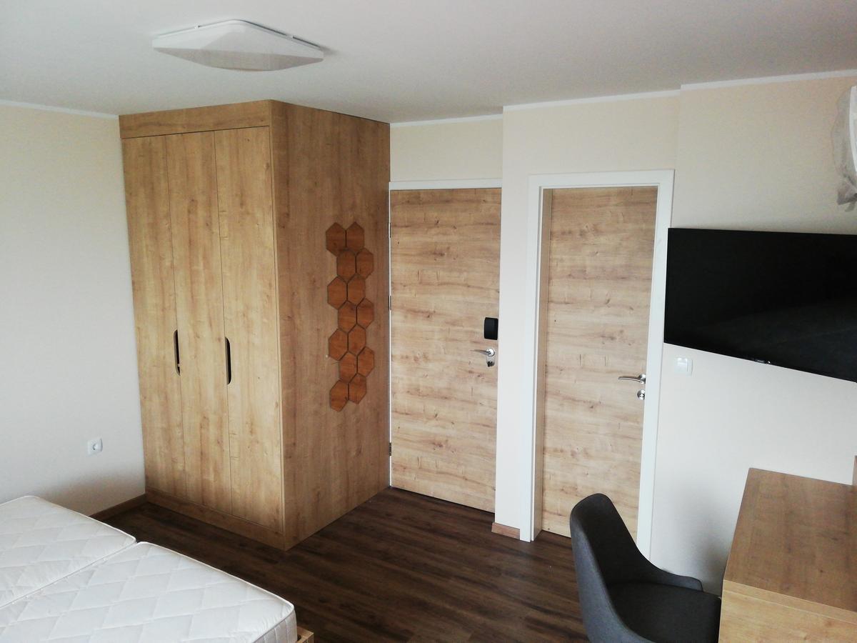 Hotel Gostilna S Prenocisci Pav Rakek Exterior foto